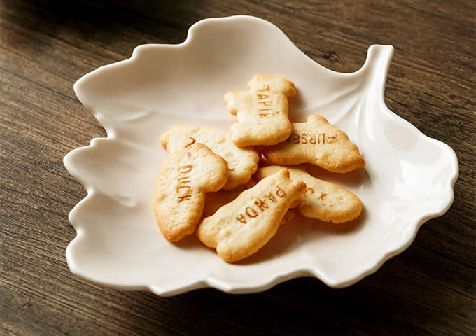 Porcelain Maple Leaf Dessert Bowls Snack Bowls, Set of 2